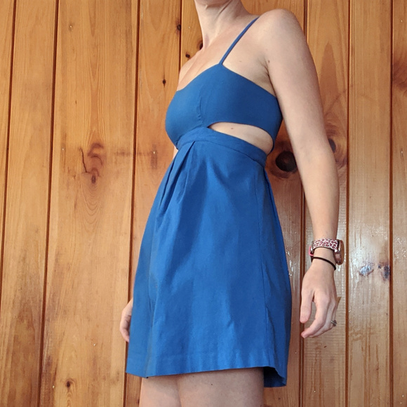 Urban Outfitters Dresses & Skirts - Urban Outfitters Cutout Mini Sparkle & Fade Small